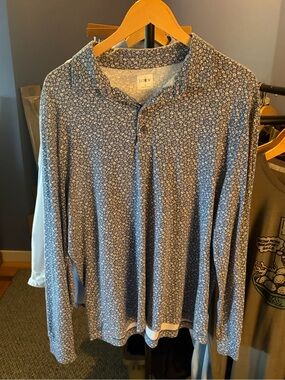J. Crew Men's Blue Floral Button-Down Long Sleeve Shirt